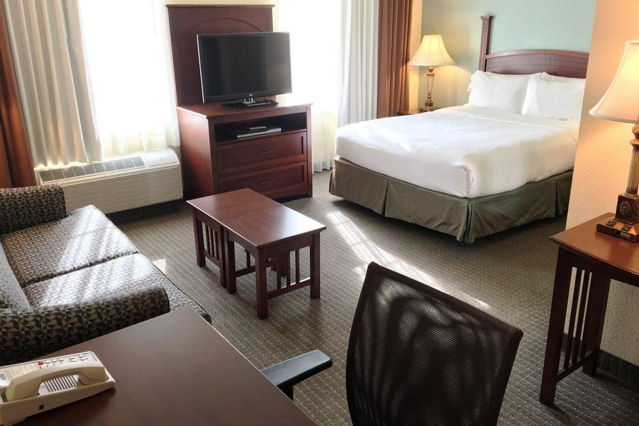 Comfort Inn & Suites Саванна Екстер'єр фото